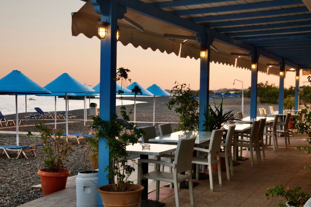 קוטסונארי Coriva Beach Hotel & Bungalows מסעדה תמונה