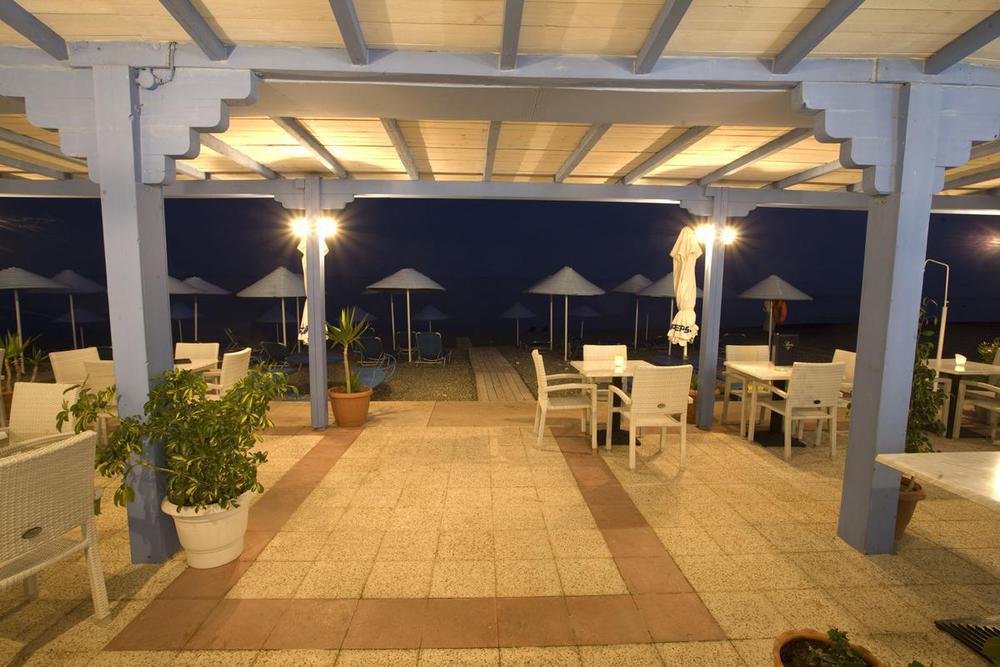 קוטסונארי Coriva Beach Hotel & Bungalows מסעדה תמונה