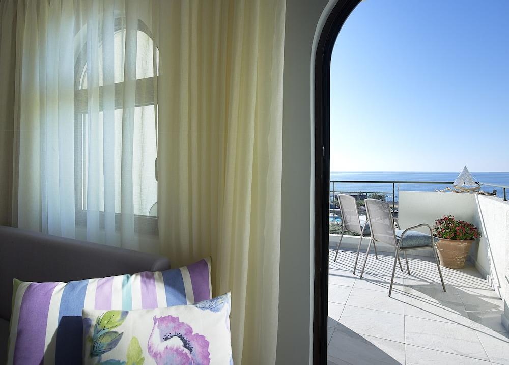 קוטסונארי Coriva Beach Hotel & Bungalows מראה חיצוני תמונה
